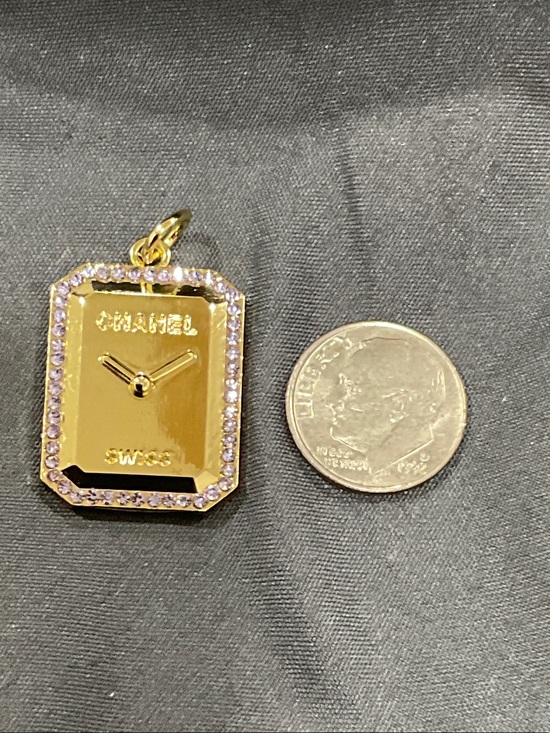 None Jewelry - Gold-Tone Rectangular Pendant Necklace with Pink Crystal Border
